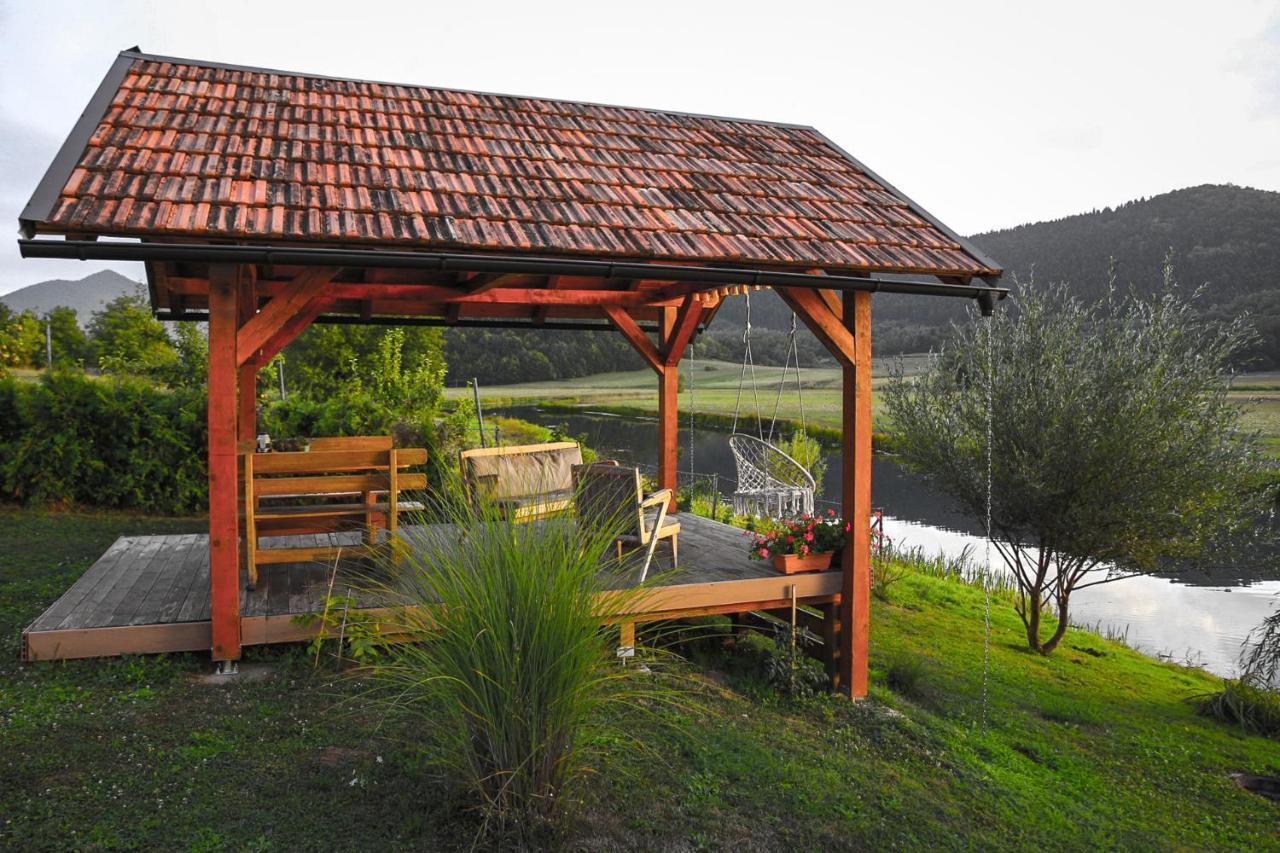 House Arupium - Hot Tub Villa Otočac Eksteriør bilde
